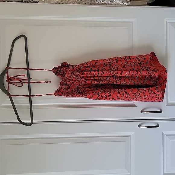 Guess Jeans red cheetah print babydoll tube/halter top size XS - Picture 3 of 5